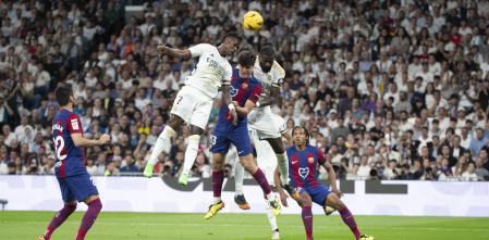 Así está el peligro de las amarillas para Barça y Madrid de cara al Clásico